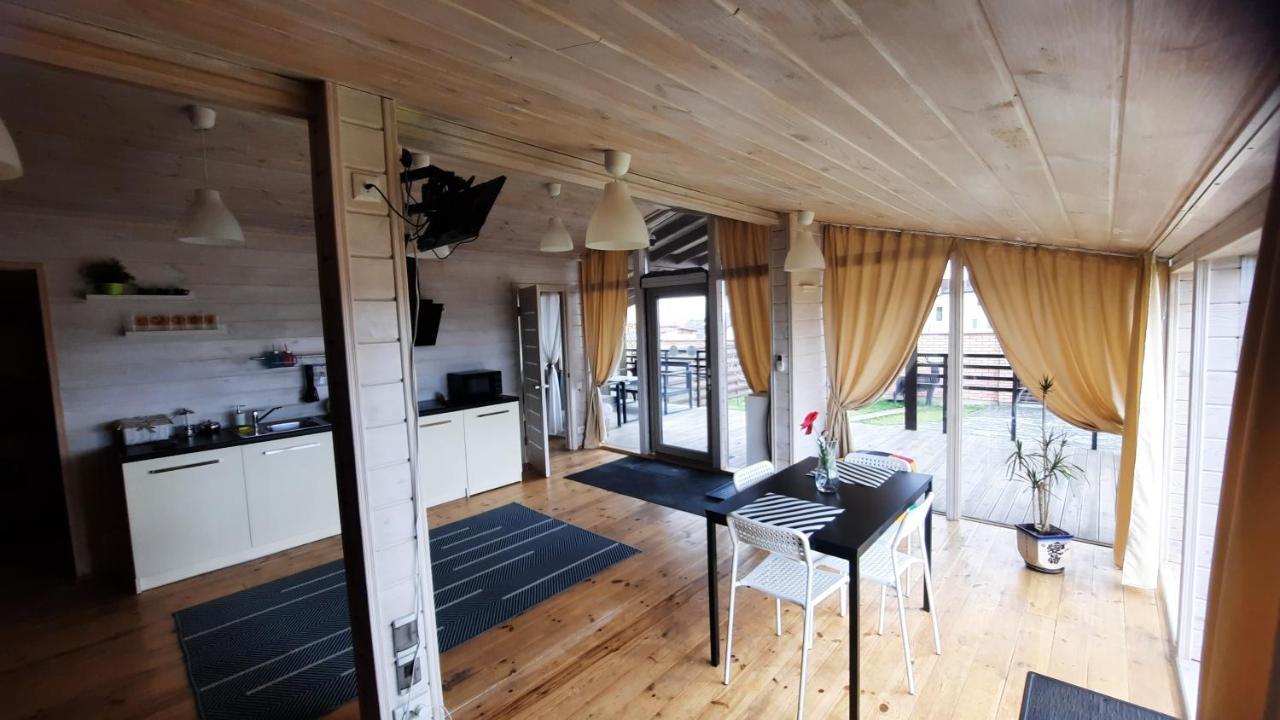 Scandidim Lutsʼk Extérieur photo